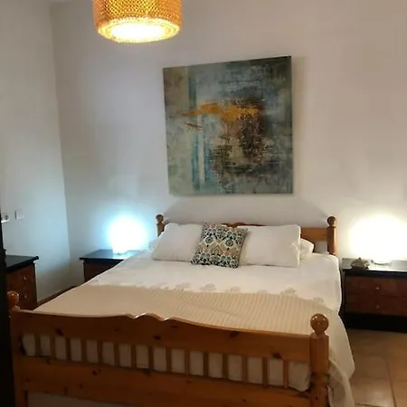 Stunning 5 Star Villa- 5 Mins Village Marina Villa *